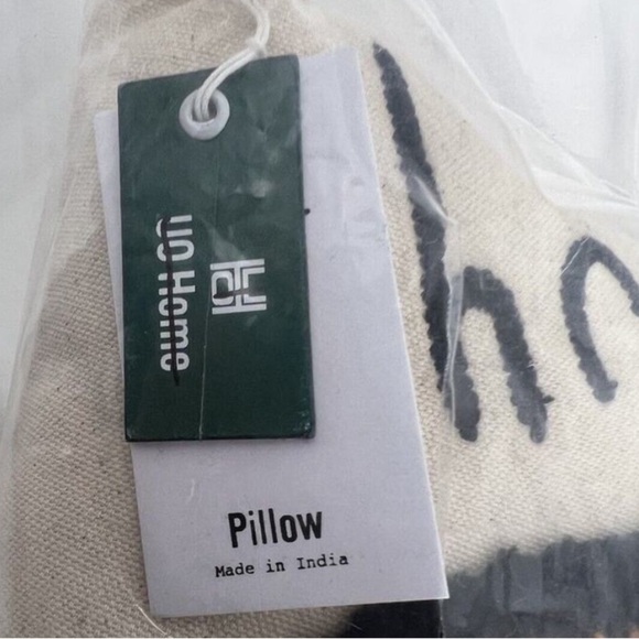 NWT Urban Outfitters Shroommates Throw Pillow - Picture 5 of 5